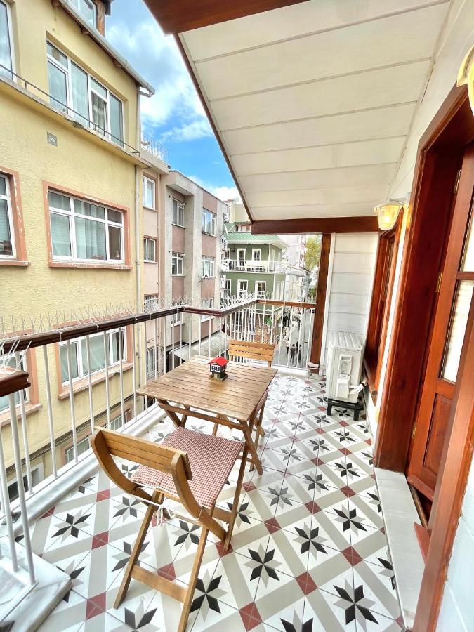 Authentic Turkish Home Family Room Istanbul Exterior foto